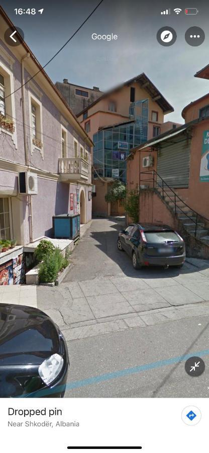 City Centre Rooms 4R Shkoder Bagian luar foto