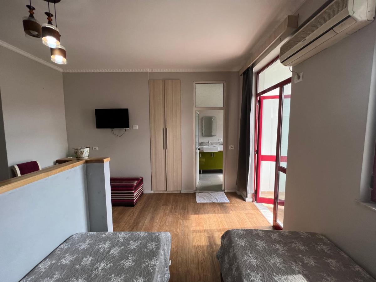 City Centre Rooms 4R Shkoder Bagian luar foto