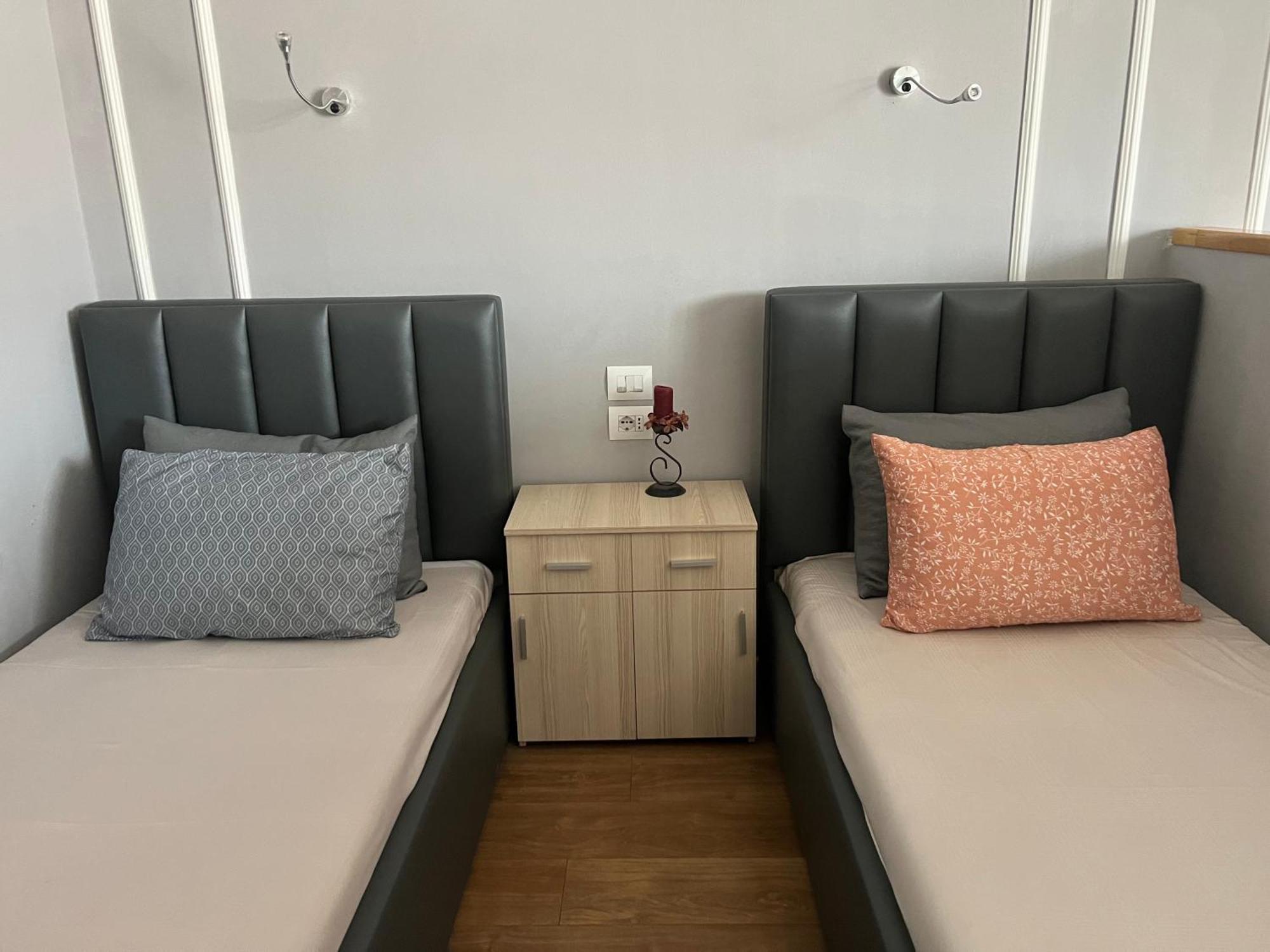 City Centre Rooms 4R Shkoder Bagian luar foto