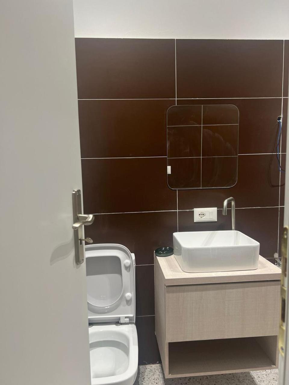 City Centre Rooms 4R Shkoder Bagian luar foto