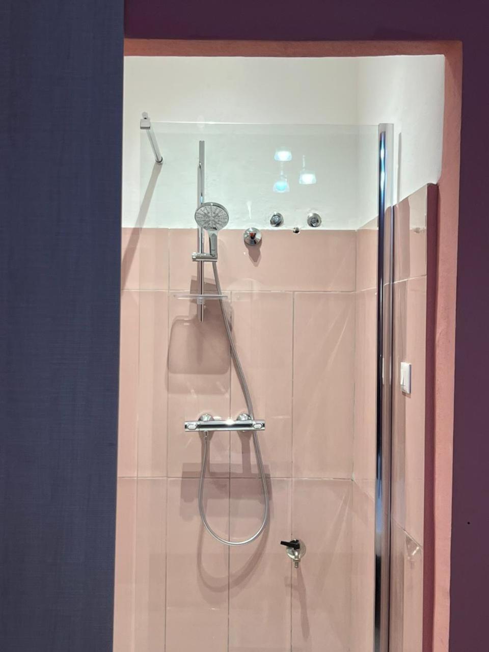 City Centre Rooms 4R Shkoder Bagian luar foto